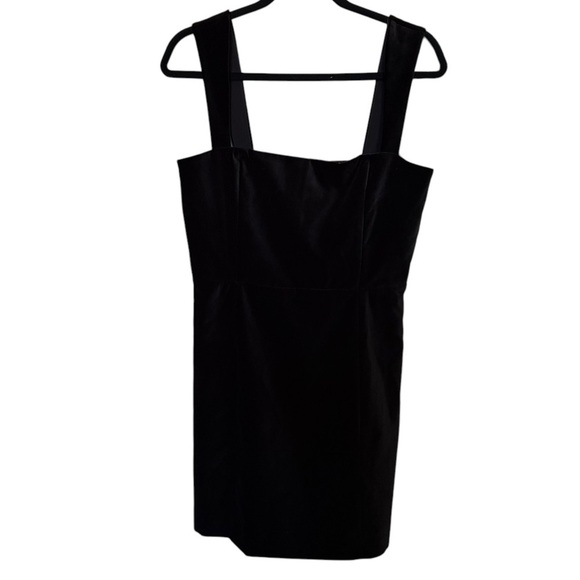 Alice + Olivia Taylum Velvet Mini Dress - Picture 3 of 8